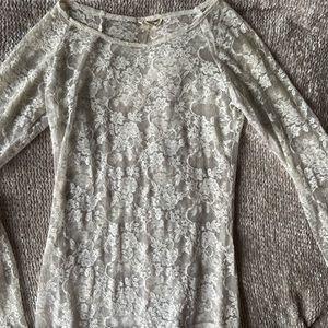 Kirra lace long sleeve shirt medium